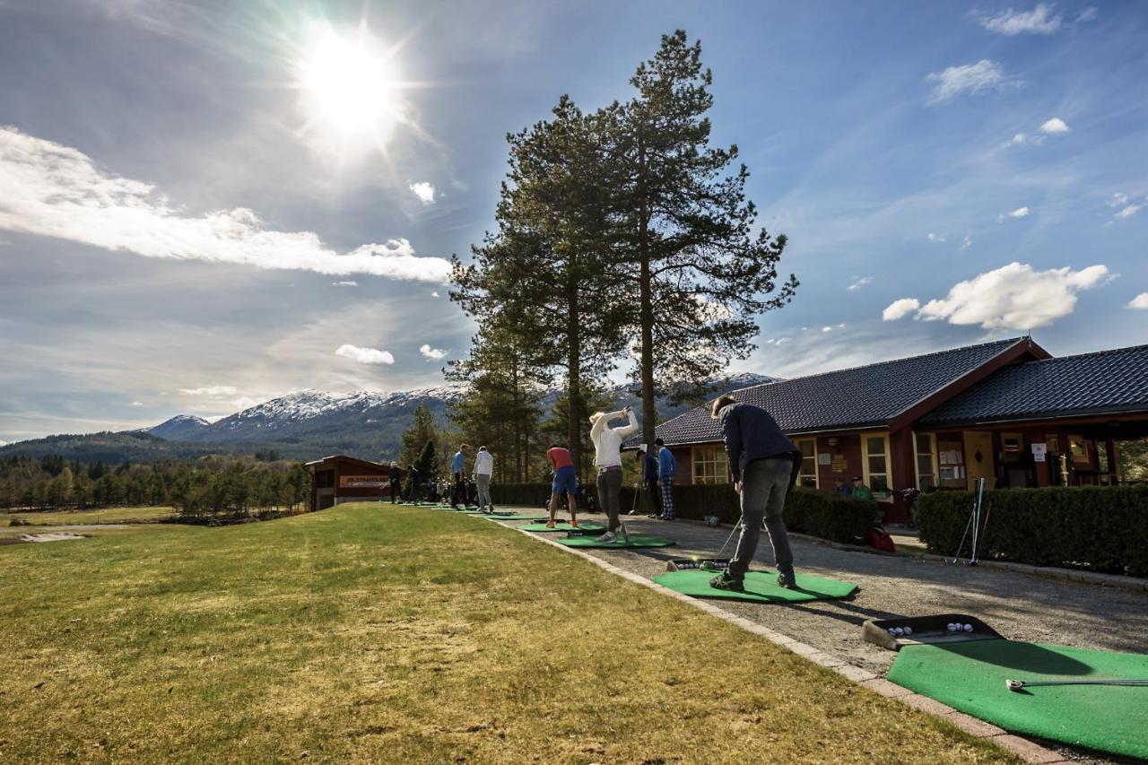 Jolstraholmen Camping Og Hytter Vassenden Εξωτερικό φωτογραφία